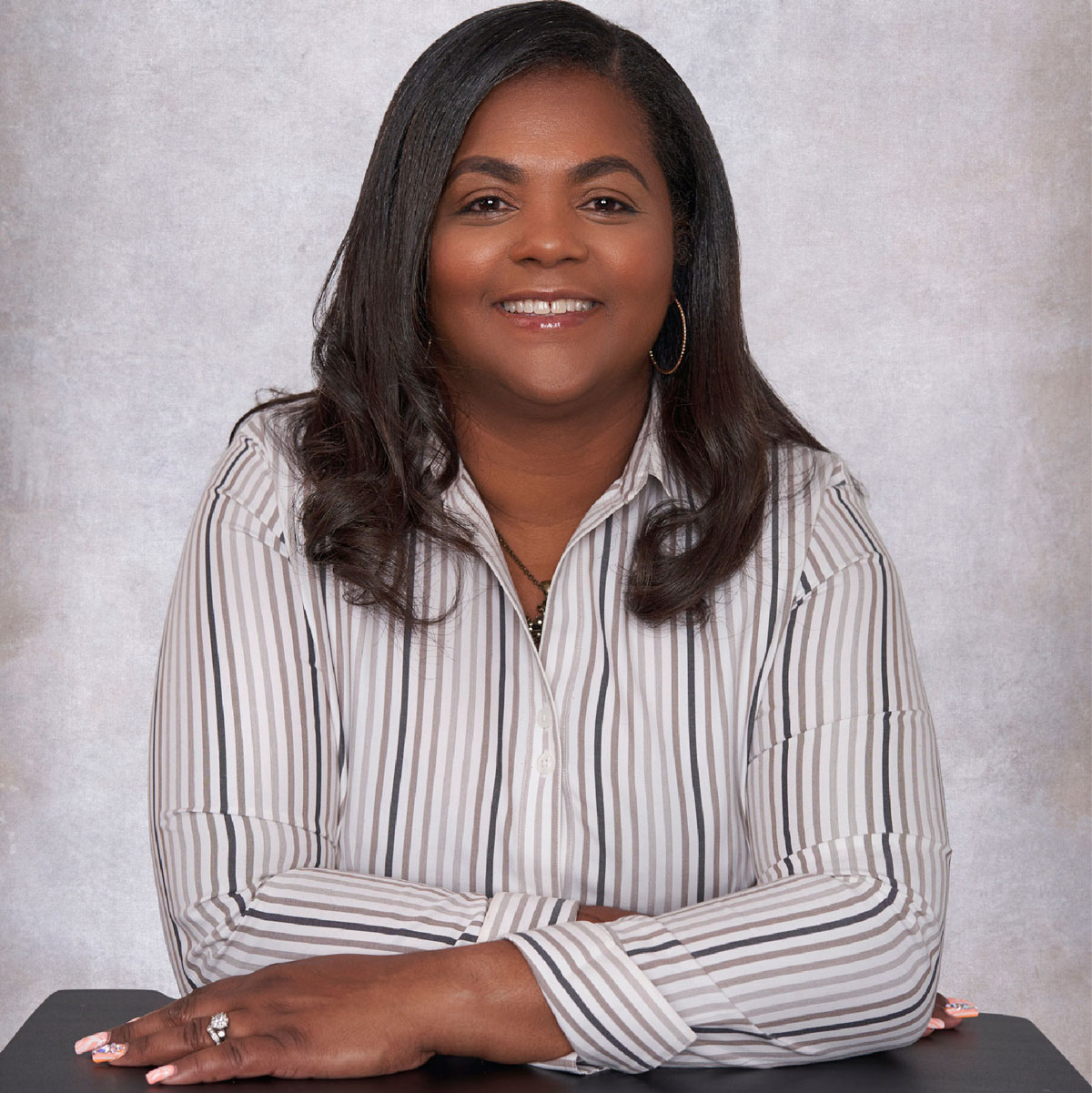 lr-morgan-photography-show-up-powerfully-in-corporate-headshots-img2