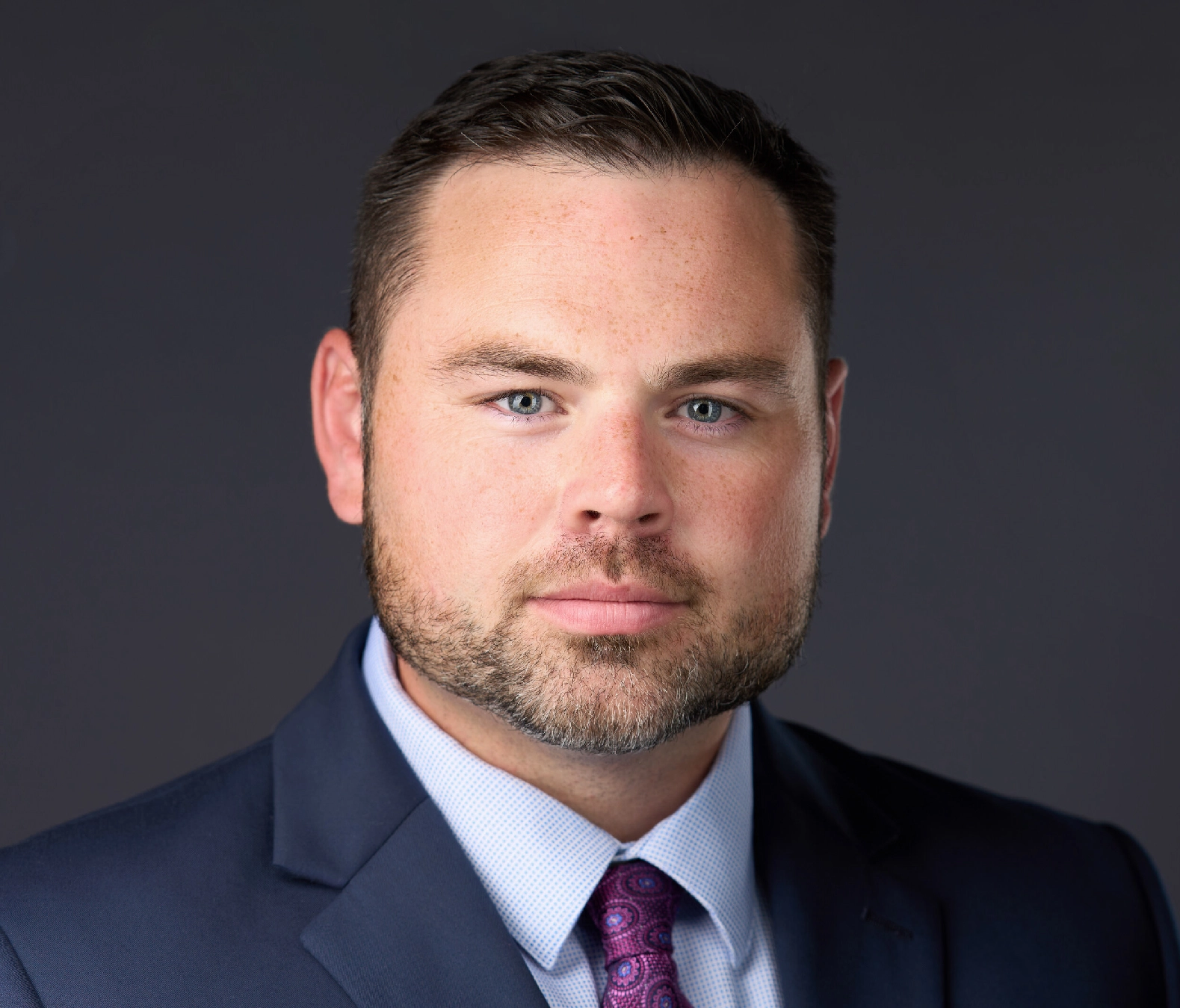 lr-morgan-photography-what-makes-great-corporate-headshot-image-2
